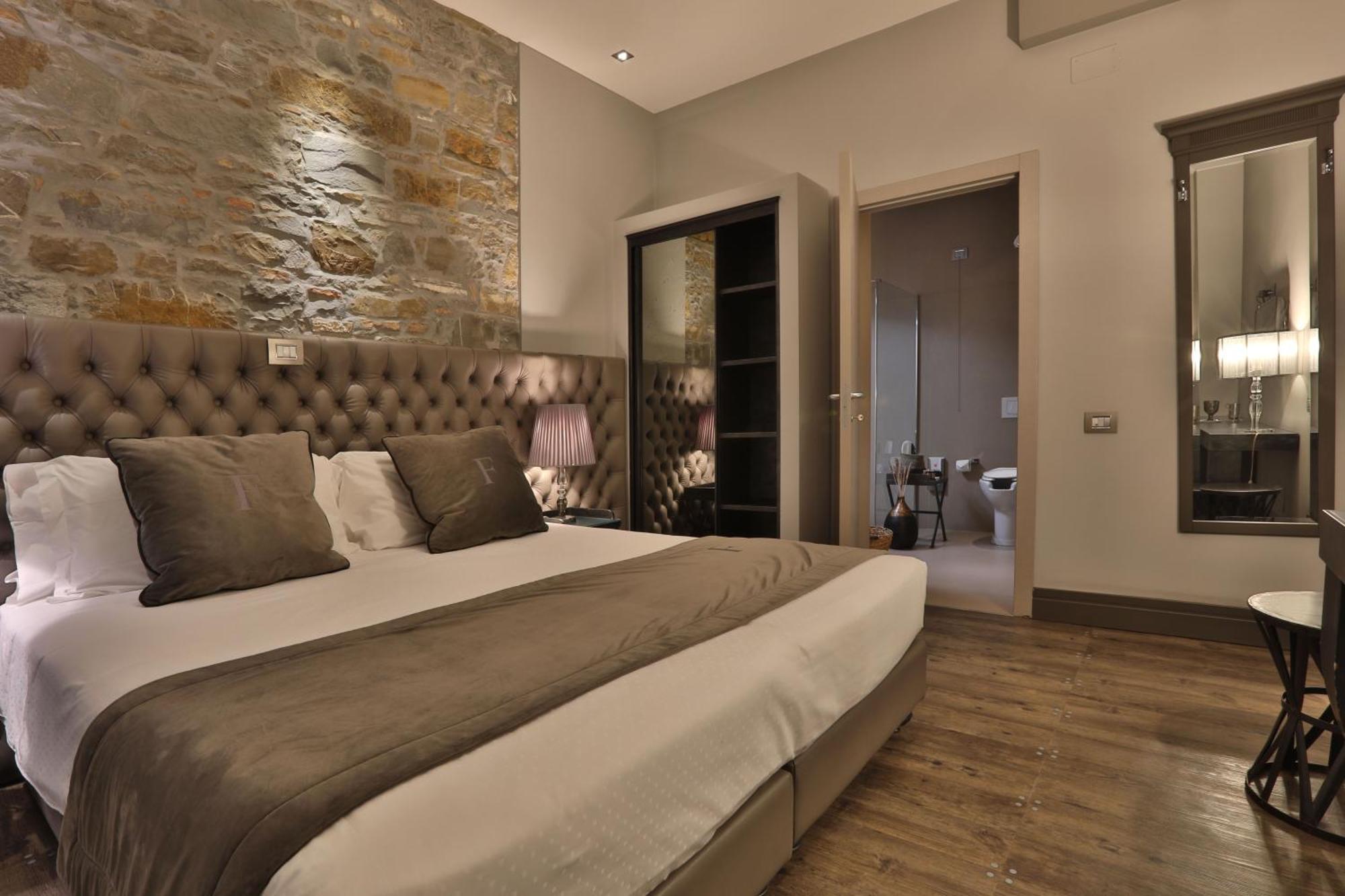 Forvm Boutique Hotel Trieste Exterior foto